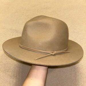 Phenix Classic Tan Hat